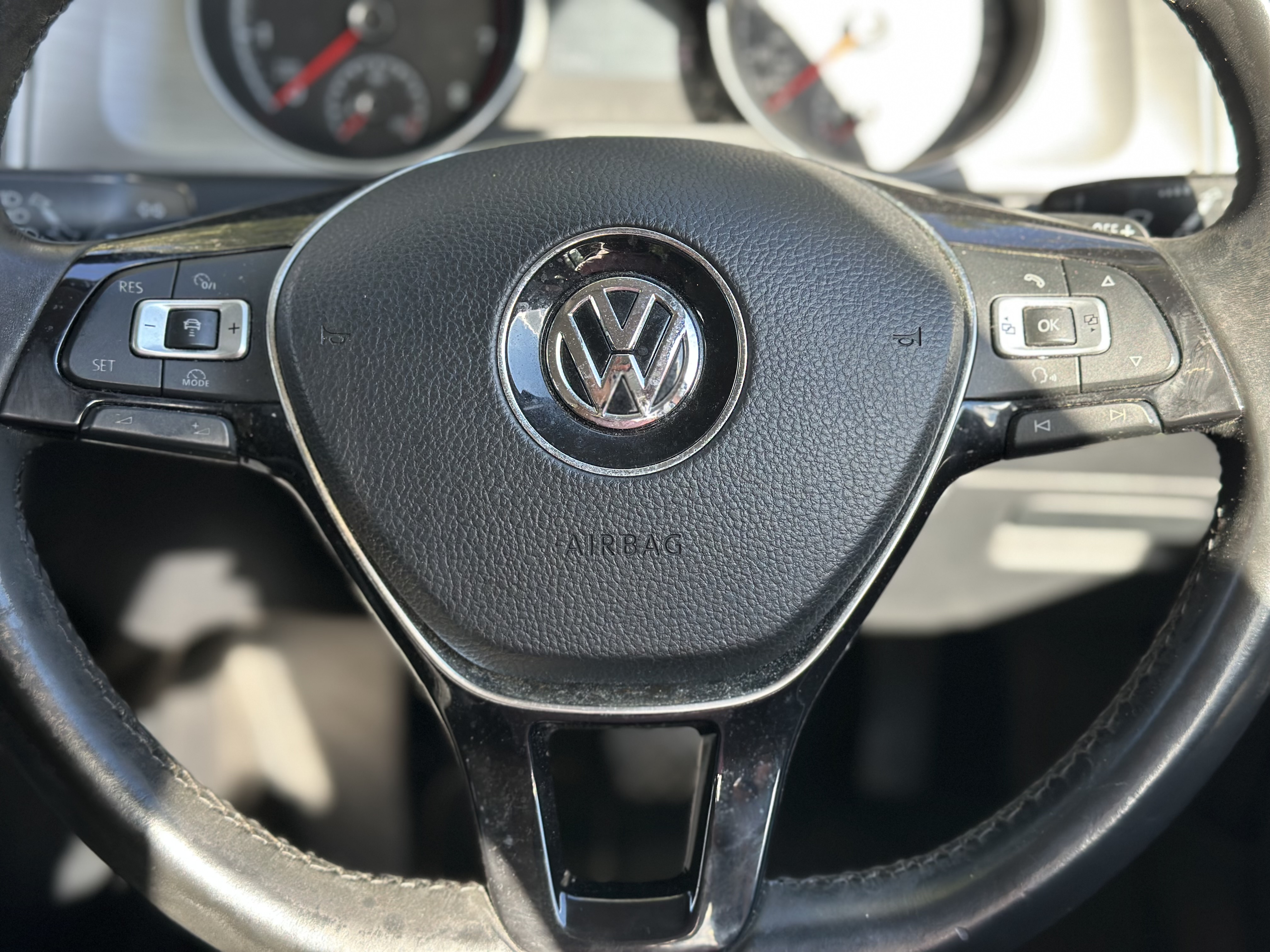 2014 Volkswagen Golf — image 17