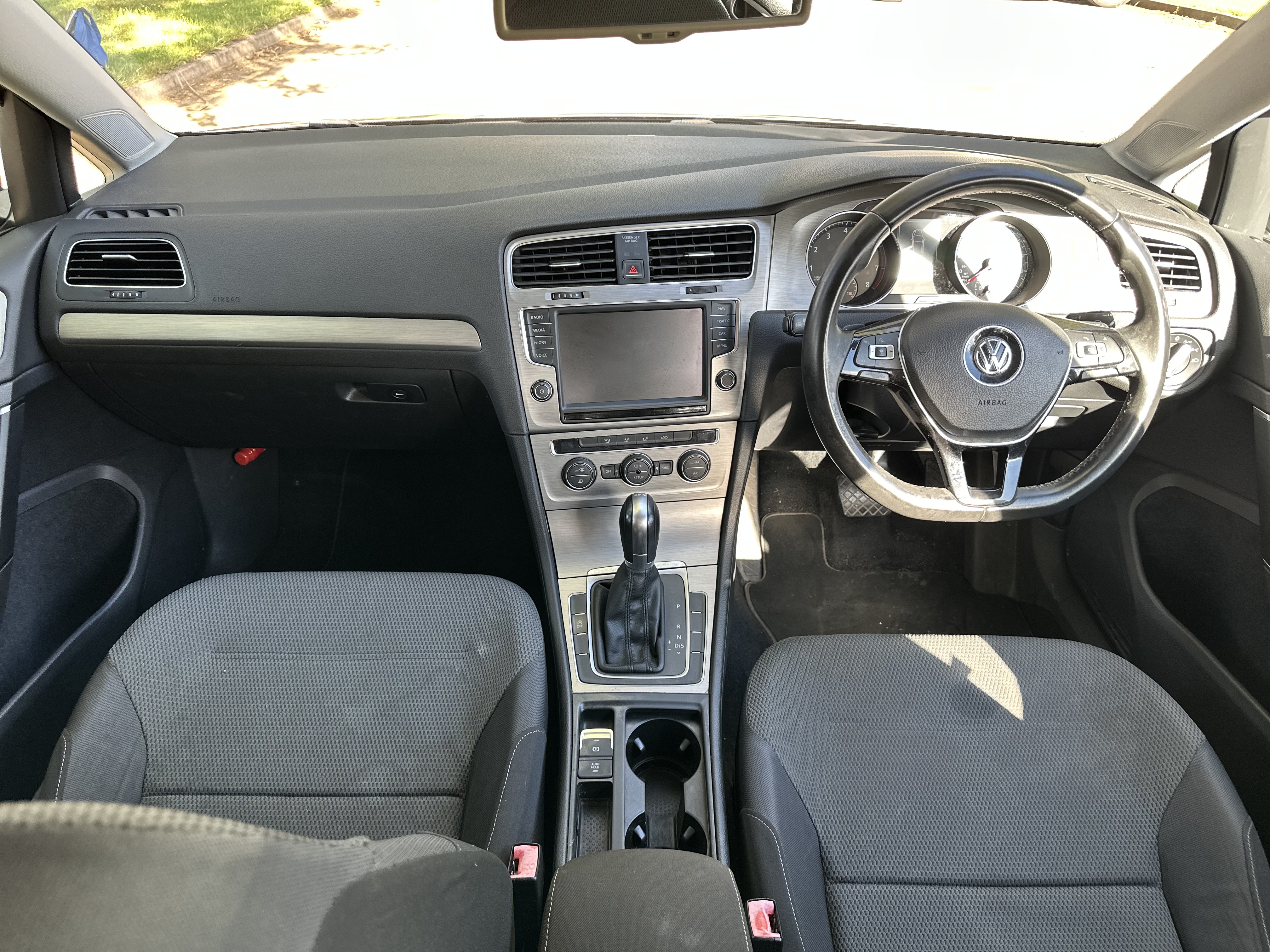 2014 Volkswagen Golf — image 12