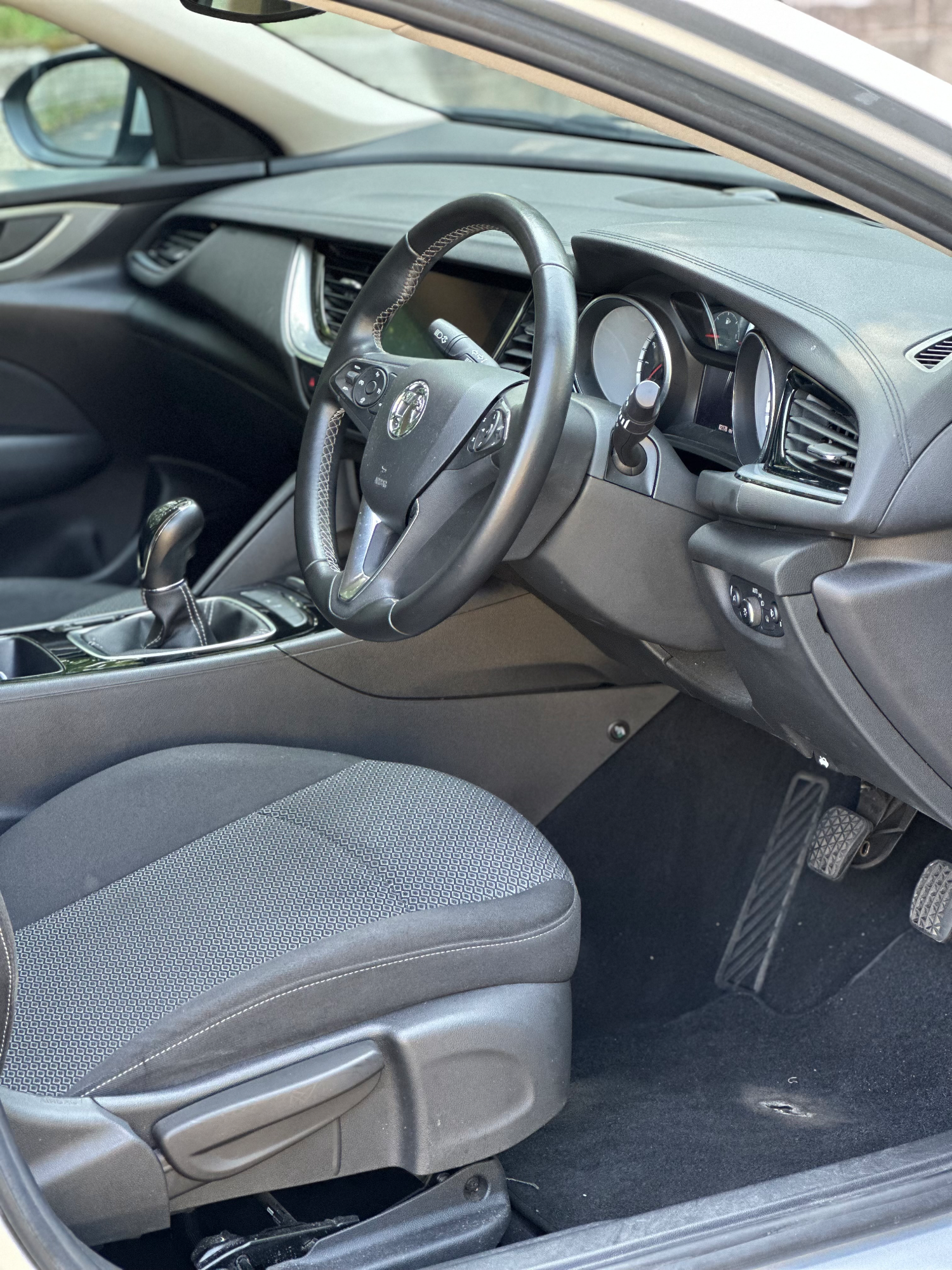 2017 Vauxhall Insignia — image 5
