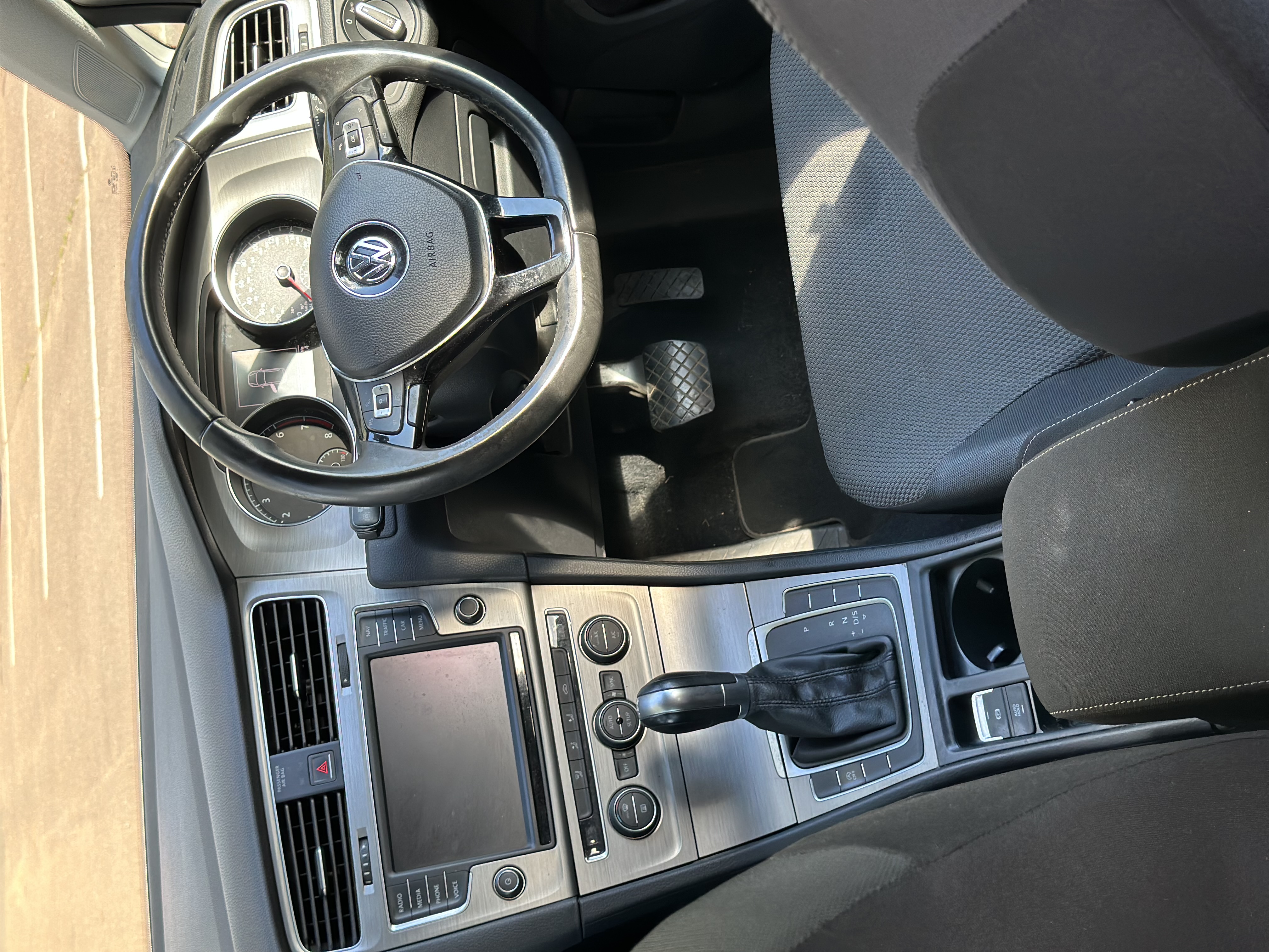 2014 Volkswagen Golf — image 13
